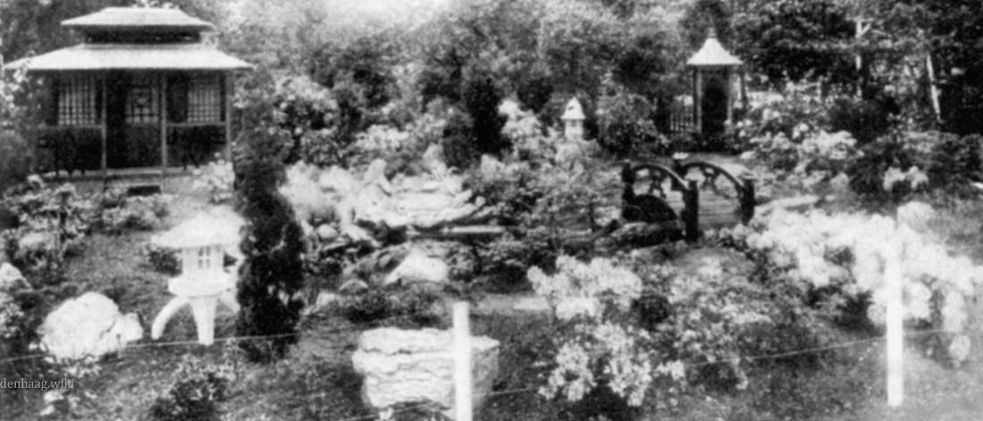 Rond 1910 werd de Japanse tuin populair. Dit tuintje in de Dierentuin  was echter niet te vergelijken met de veel grotere Japanse tuin op Clingendael.