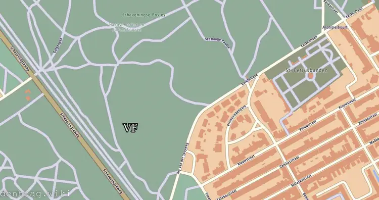 De plaats van de voormalige Vosmaerfontein (VF) in het Scheveningse Bos op een moderne kaart.